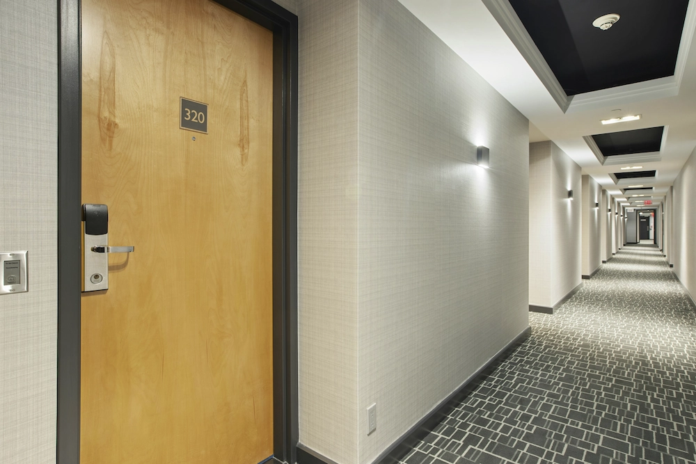 ACCESS AND DOOR MONITORING