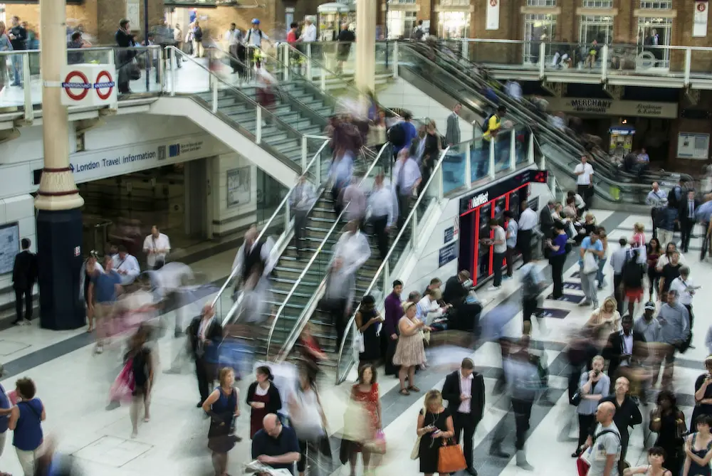 CUSTOMER OCCUPANCY AND MOVEMENT